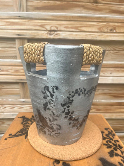 Cache pot pour fleurs