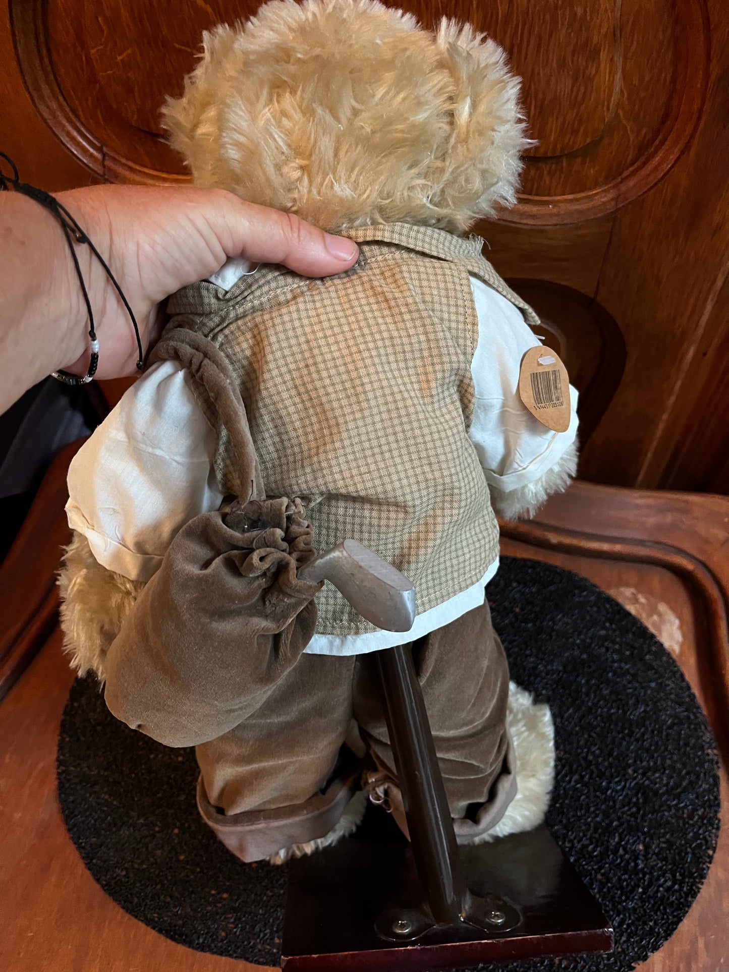 Peluches famille sportive (papy golfeur+couple tennis) de marque Oscar. Vendues à l unité au prix de 40 euros