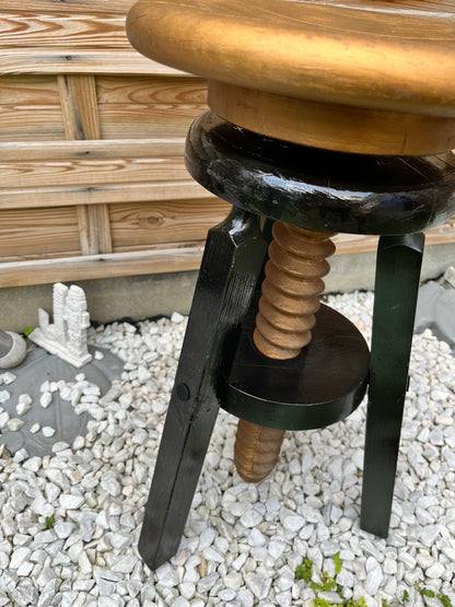 Tabouret à vis