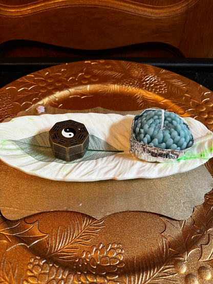 Bougie fleurs /feuille en plâtre