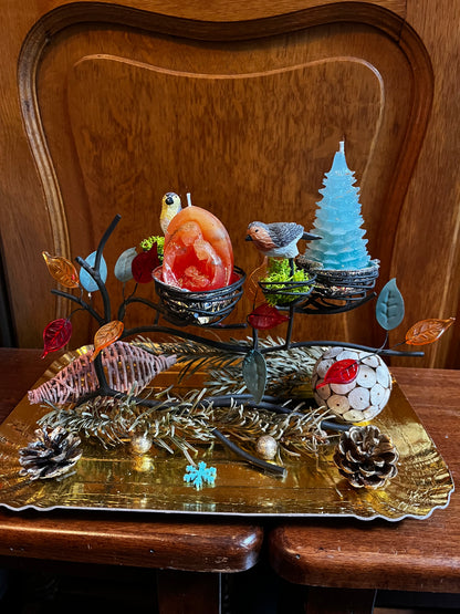 Centre de table avec deux bougies de Noël