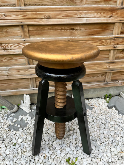 Tabouret à vis