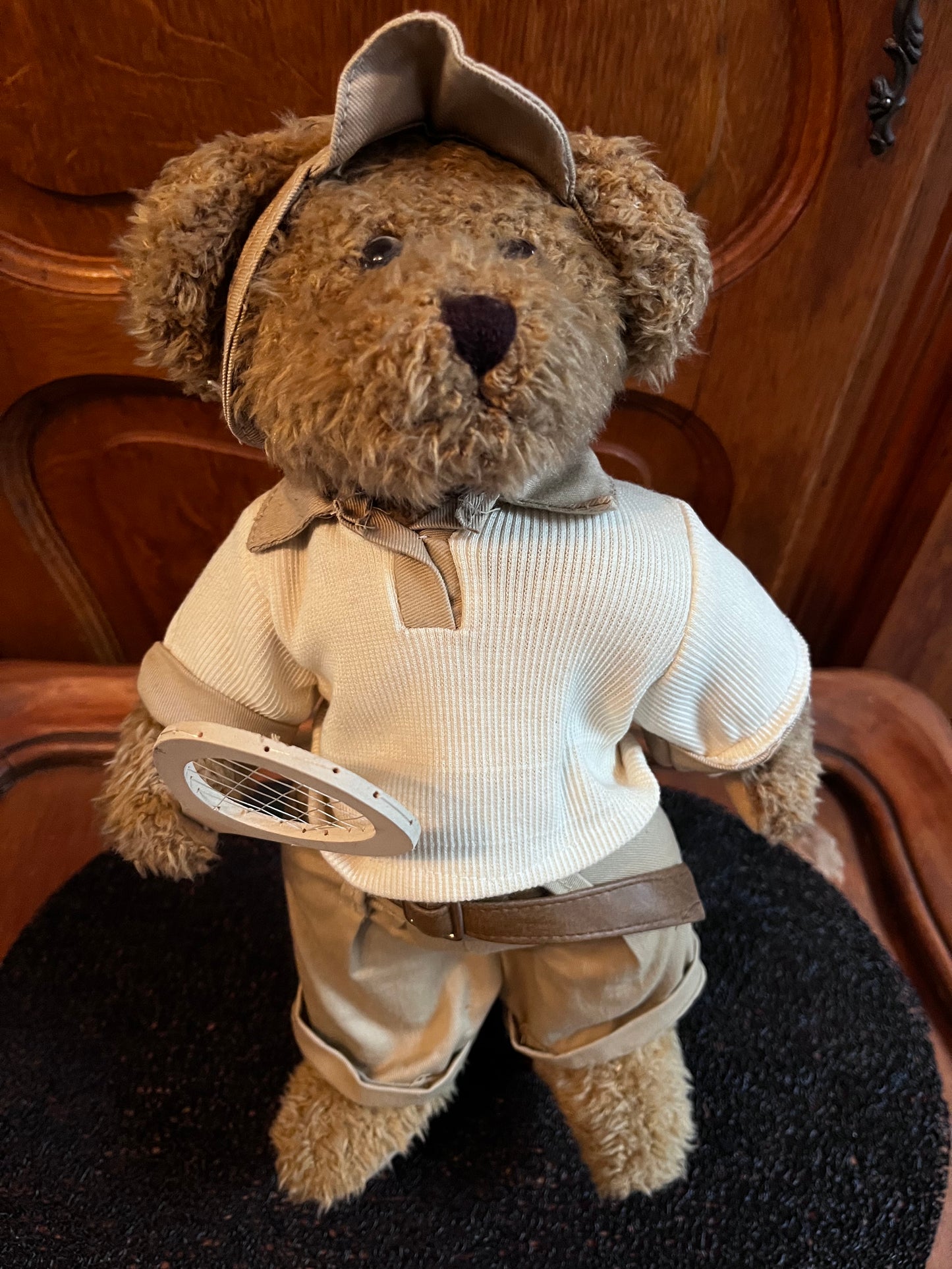 Peluches famille sportive (papy golfeur+couple tennis) de marque Oscar. Vendues à l unité au prix de 40 euros
