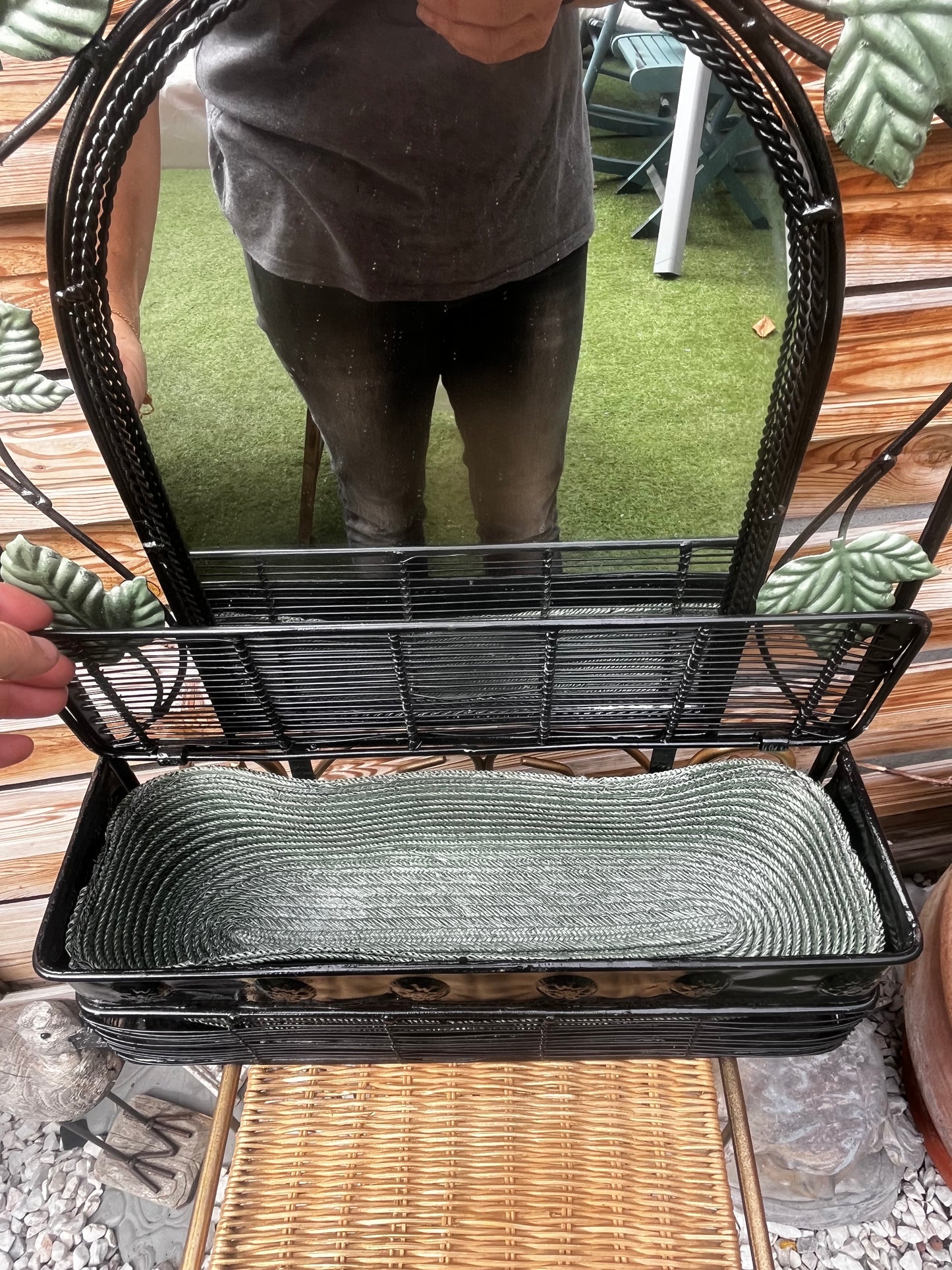 Miroir feuilles et tiroir avec mise à prix à 89,00 euros