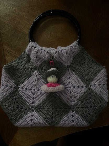 Sac gris/lilas, façon panier souple