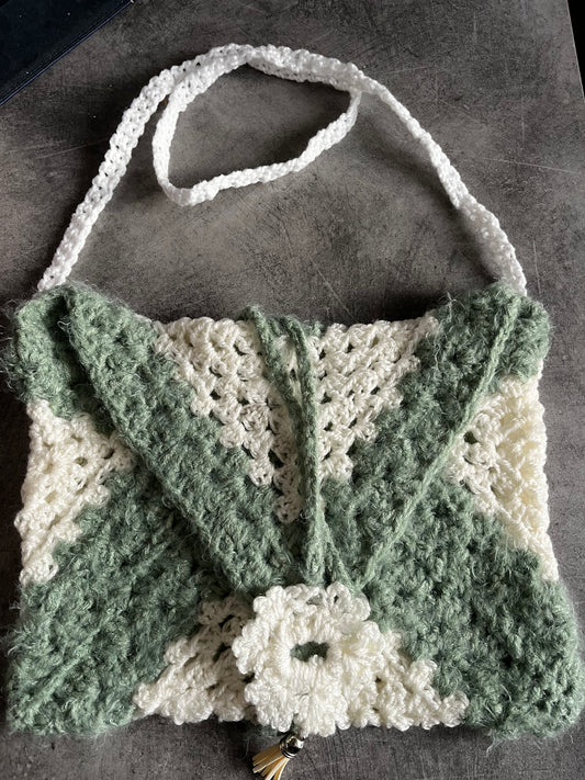 Sac, protège livre, cahier, tablette.. blanc et vert