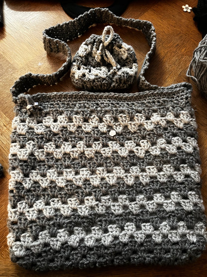 Sac gris foncé et gris clair