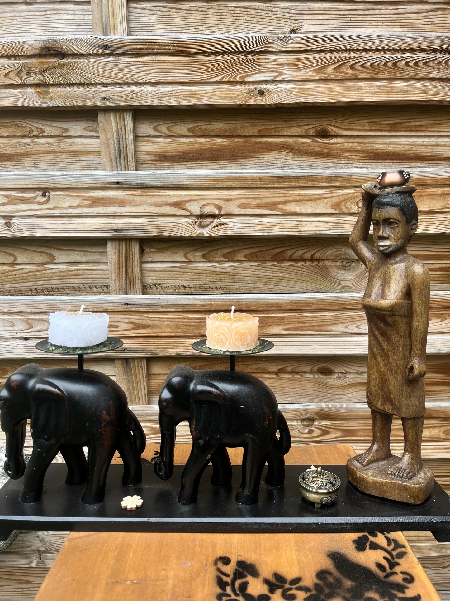 Porte bougies de style africain avec mise à prix à 79,00 euros