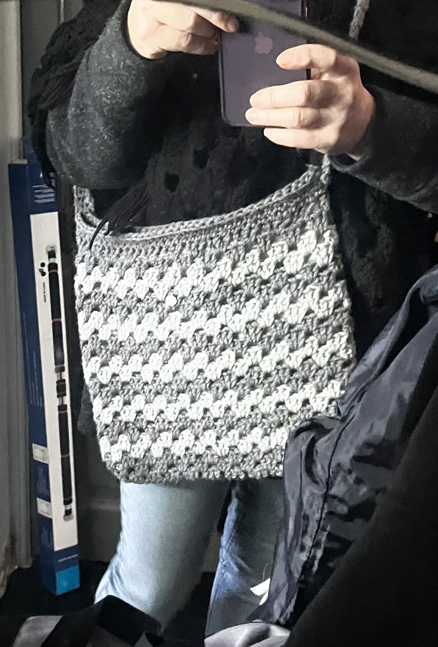 Sac gris foncé et gris clair