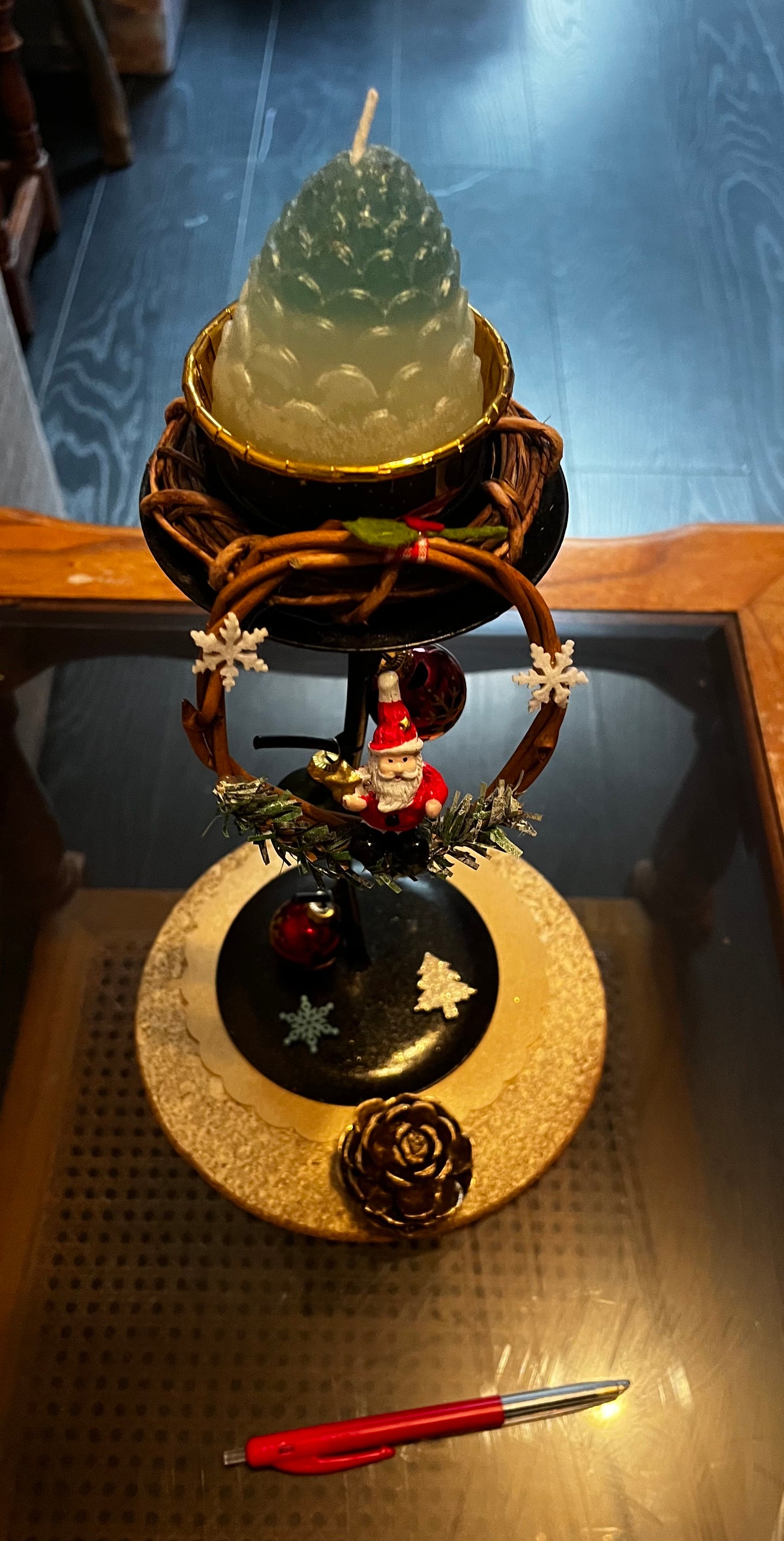 Centre de table pour les fêtes de fin d année avec bougie