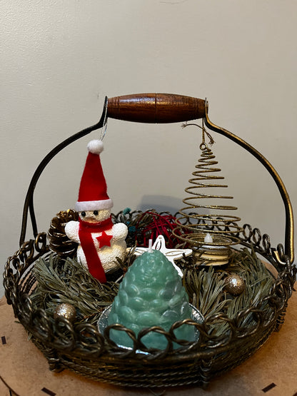 Centre de table dans un panier