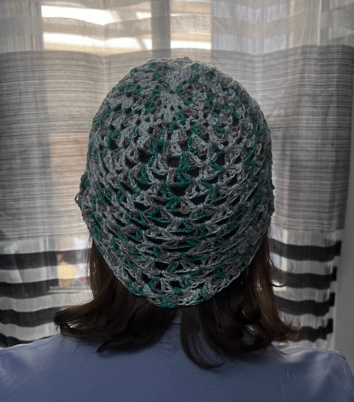 Bonnets en maille dentelle