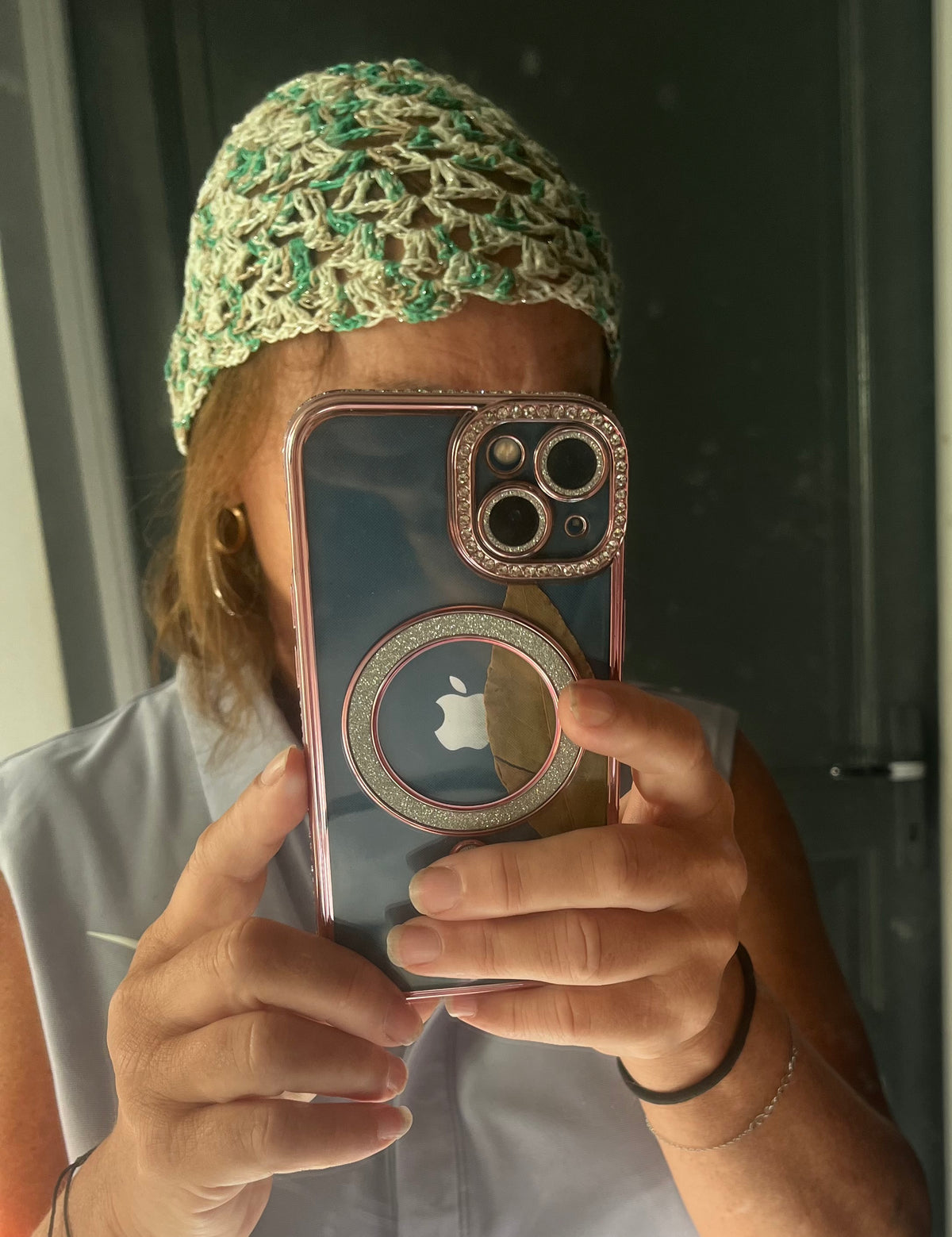 Bonnets en maille dentelle