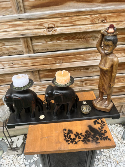 Porte bougies de style africain avec mise à prix à 79,00 euros