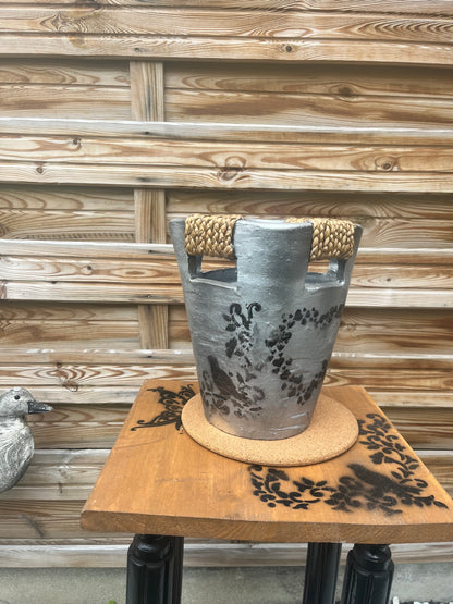 Cache pot pour fleurs