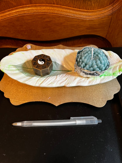 Bougie fleurs /feuille en plâtre